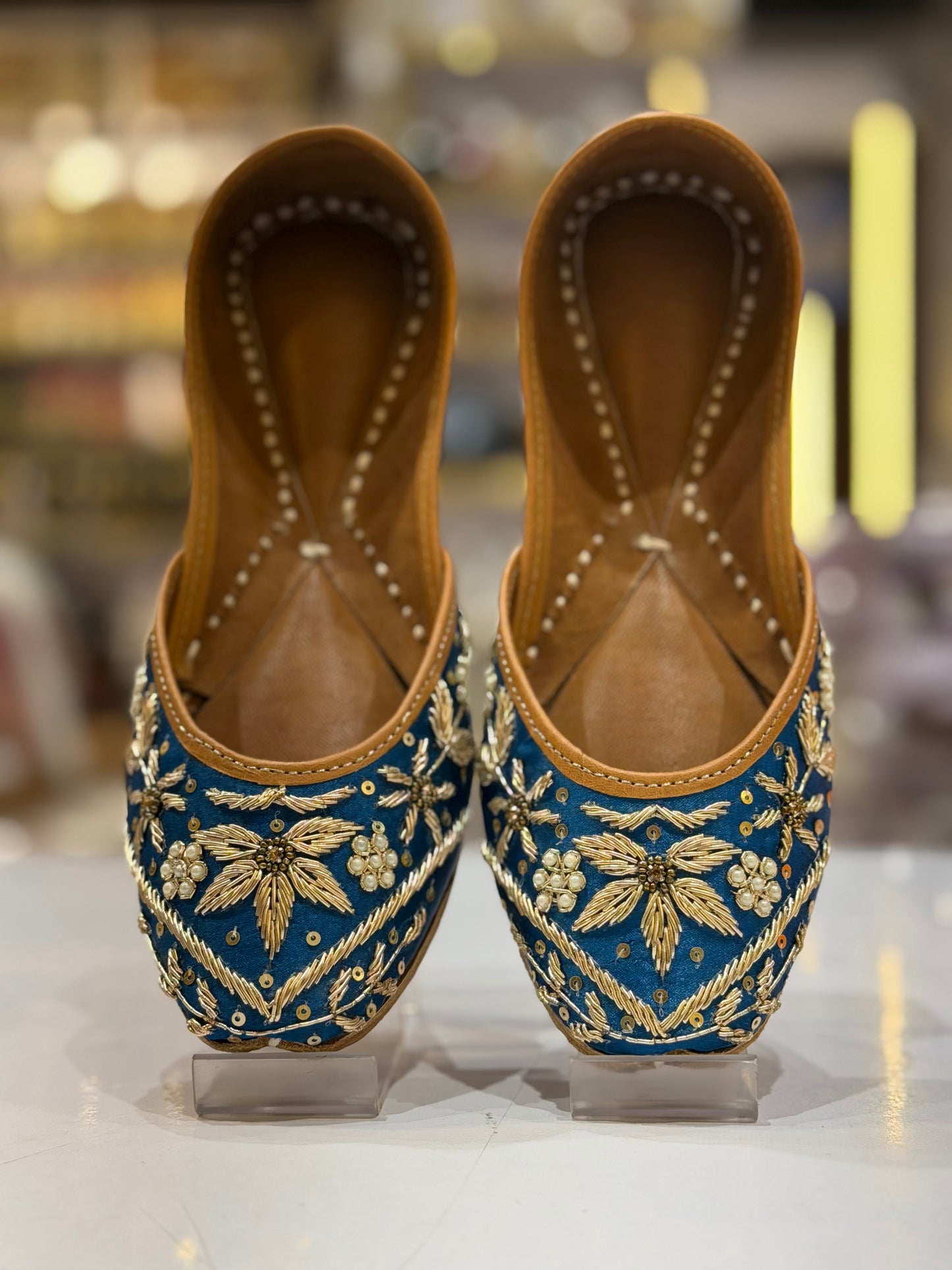 HANDWORK PUNJABI JUTTI