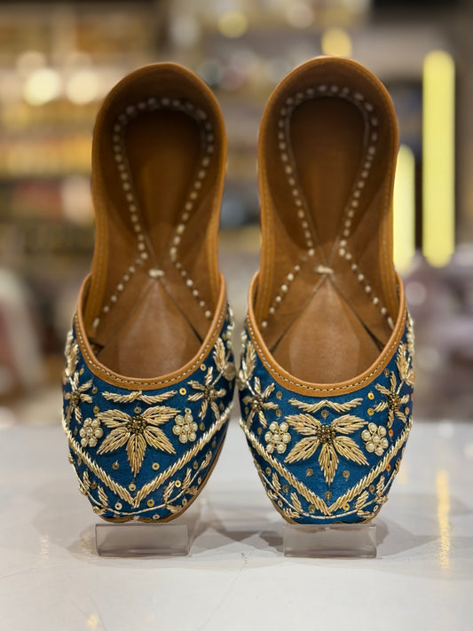 HANDWORK PUNJABI JUTTI