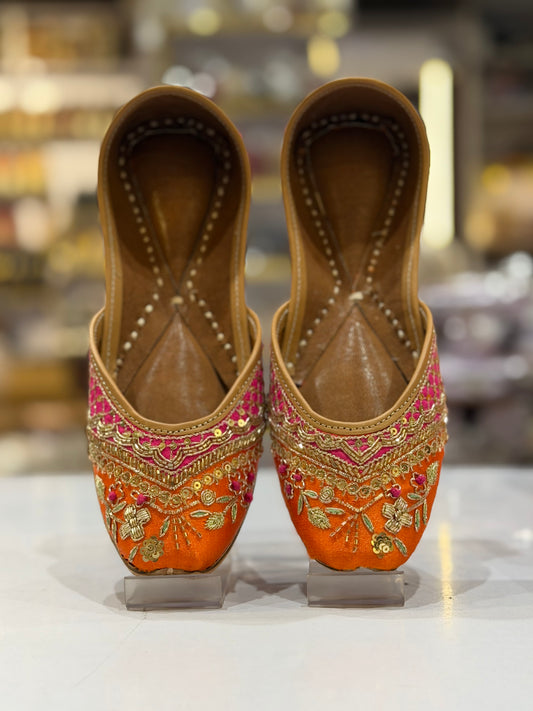 DOUBLE SHADE PUNJABI JUTTI