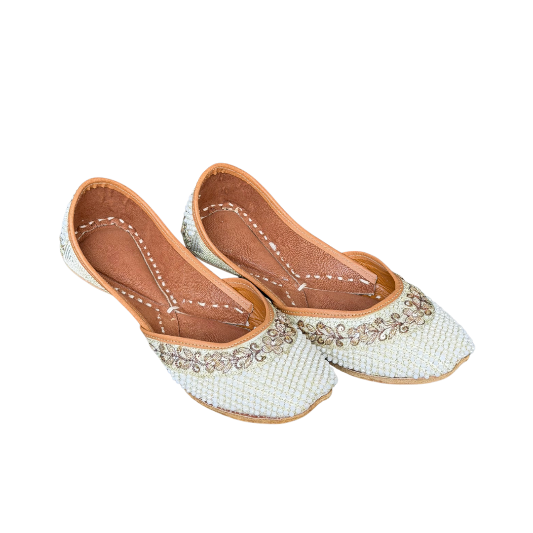 PEARL DABKA JUTTI