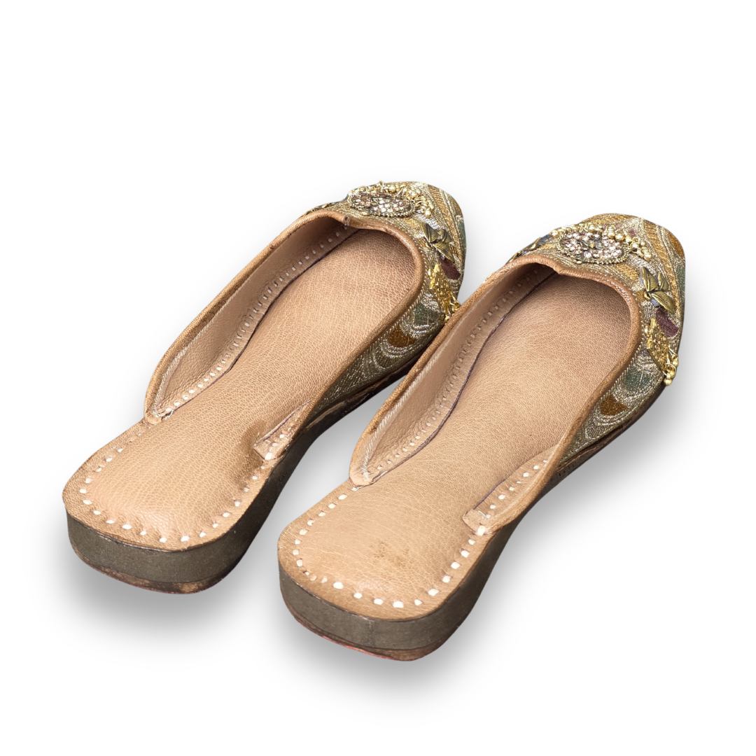 ACCESSORIE BACK OPEN SLIPPERS