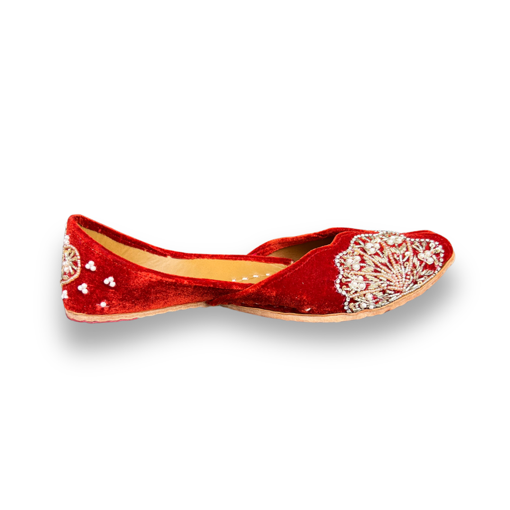 RED KASOORI JUTTI