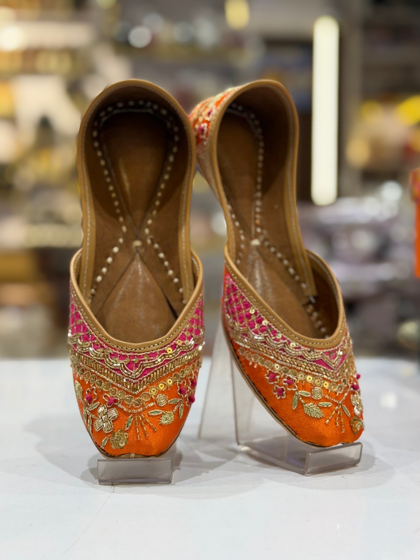 DOUBLE SHADE PUNJABI JUTTI