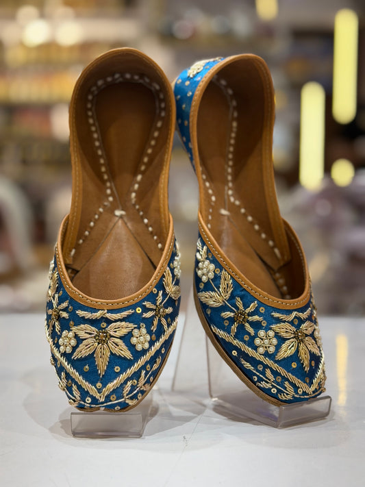 HANDWORK PUNJABI JUTTI