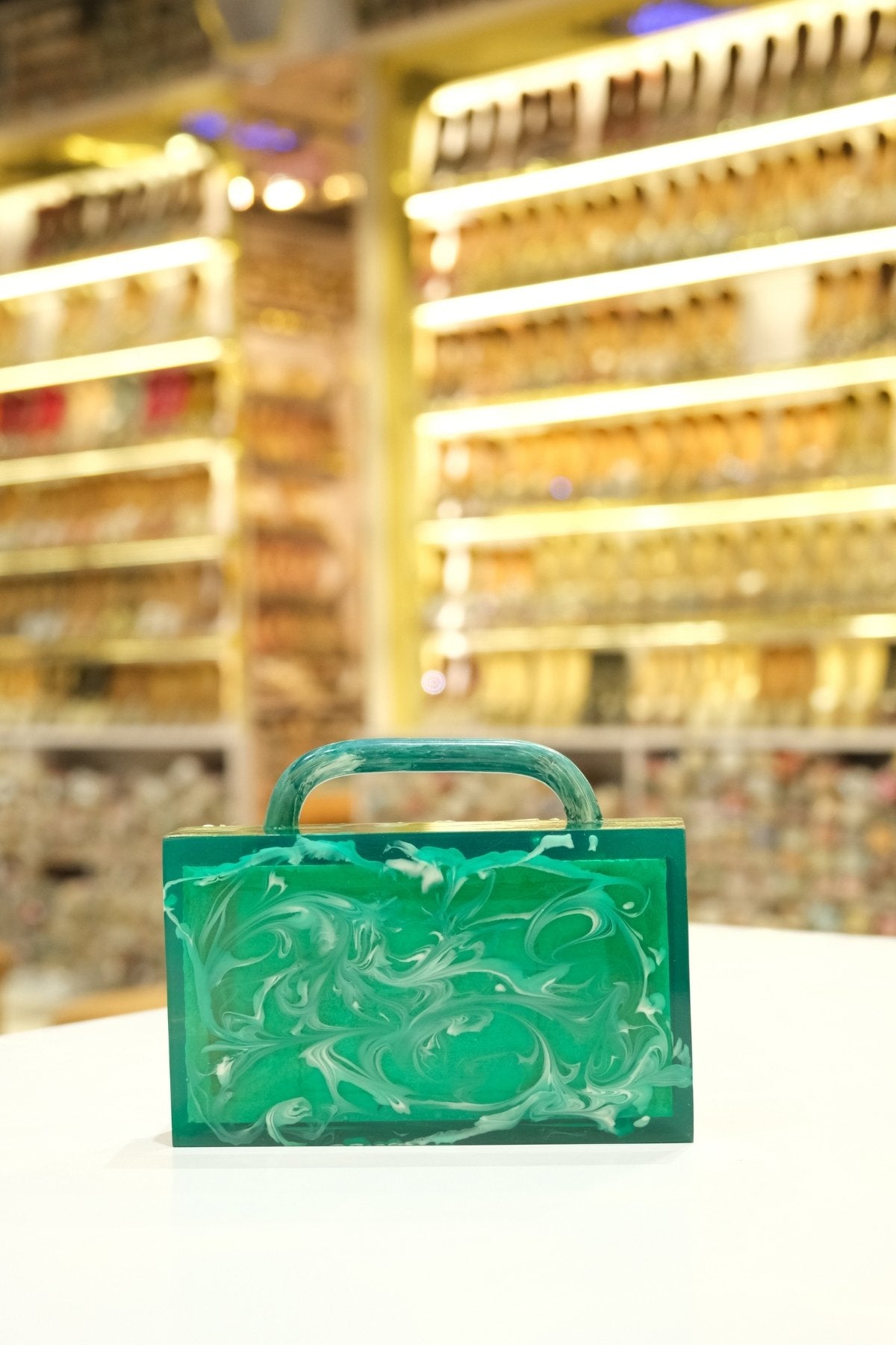 MARBLE CLUTCH