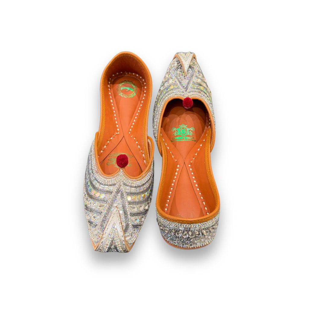 PAKISTANI KUNDAN JUTTI
