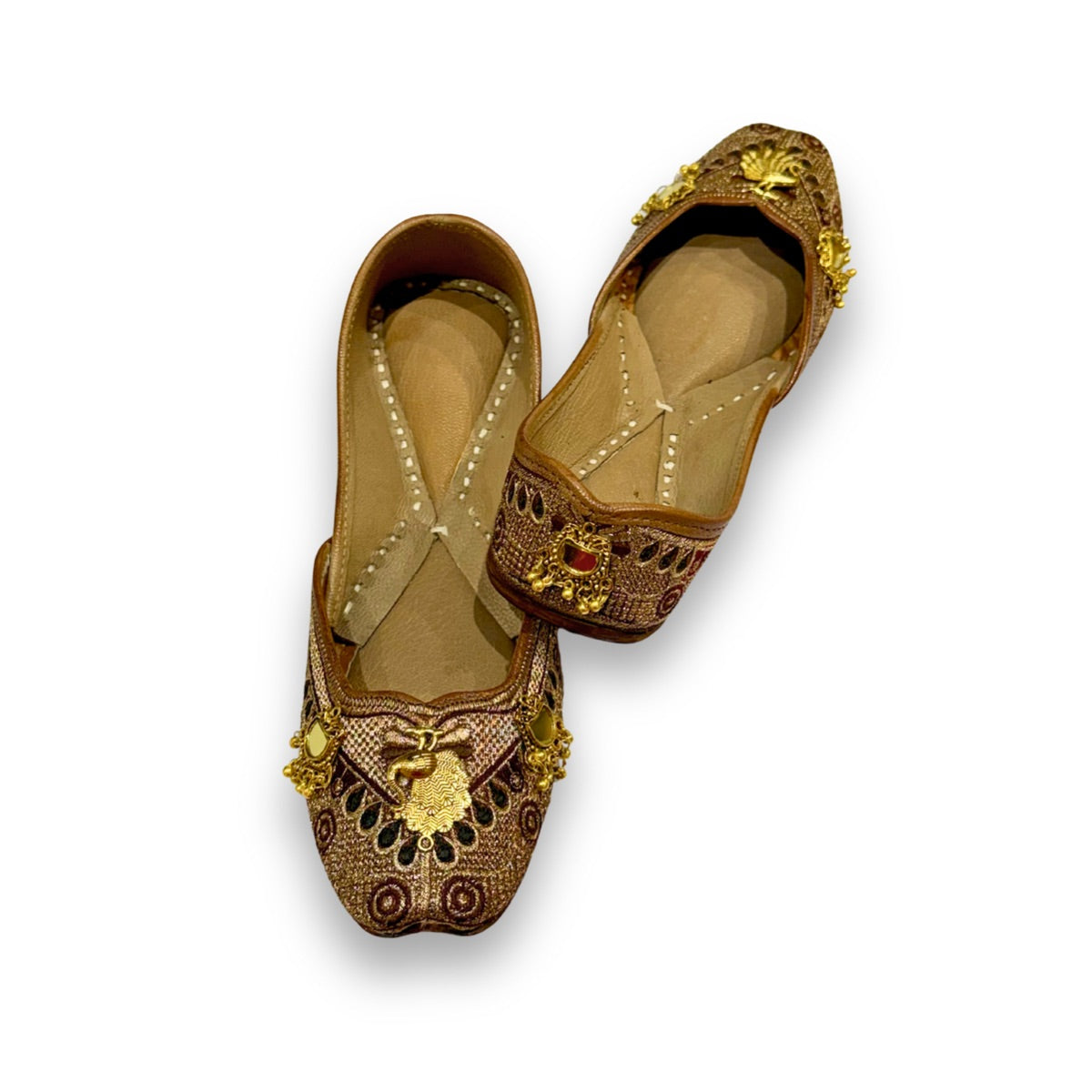 PAKISTANI ACCESSORIES JUTTI