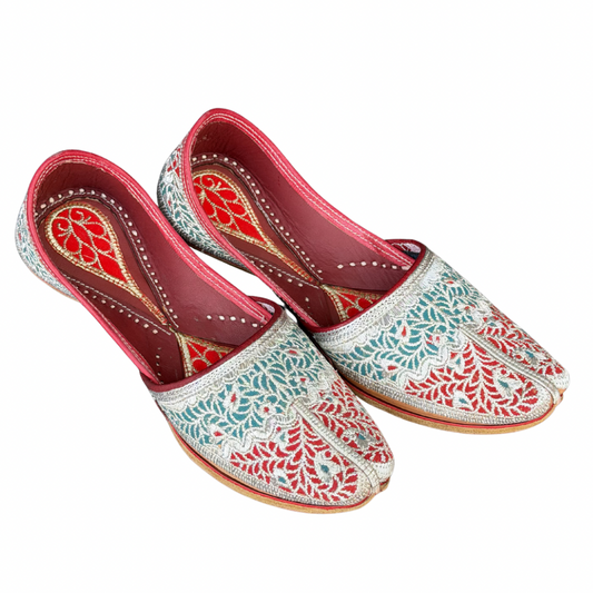 PAKISTANI TILLA JUTTI