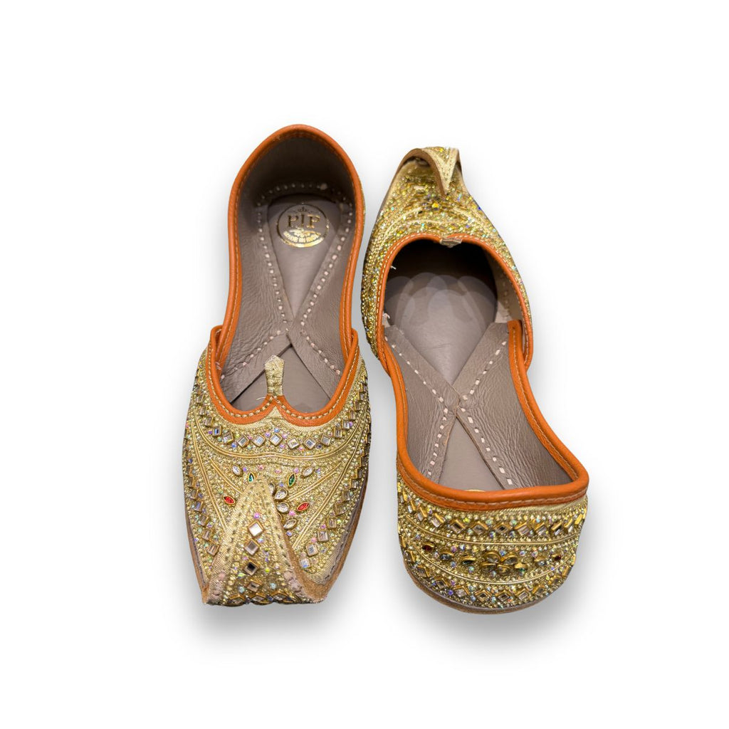 PAKISTANI KUNDAN JUTTI