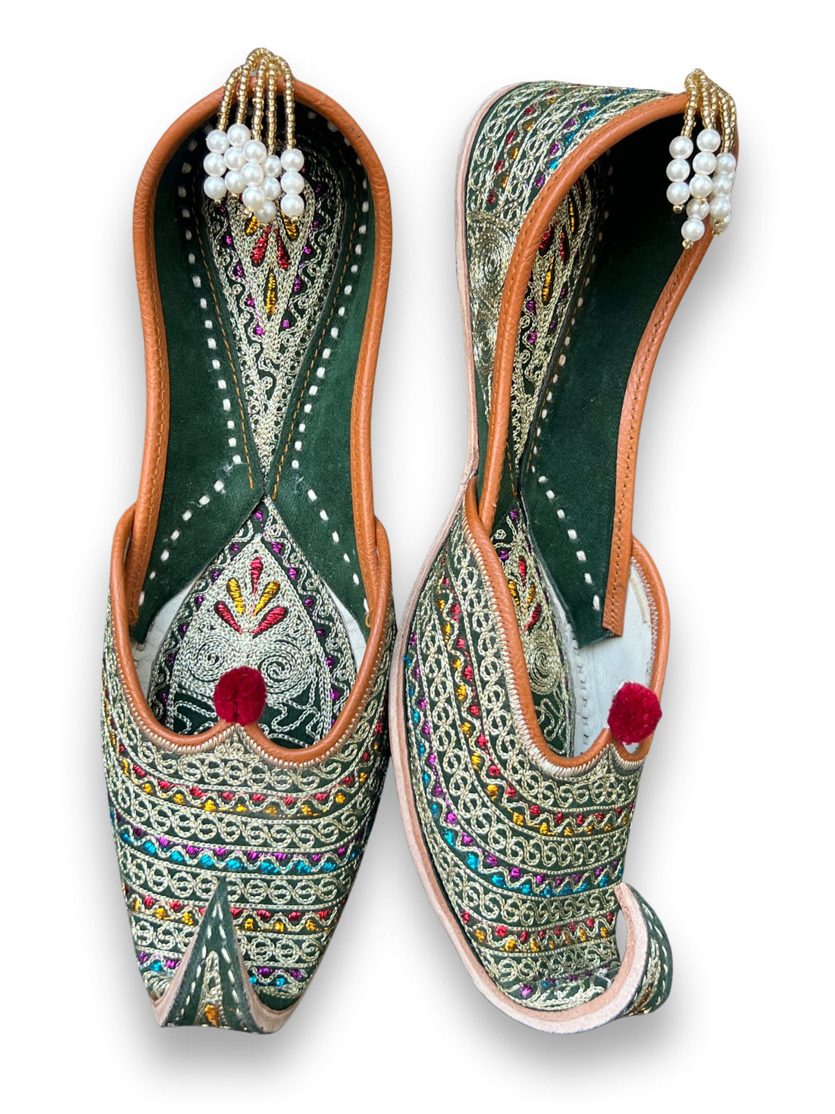 PAKISTANI AARI NOKE
