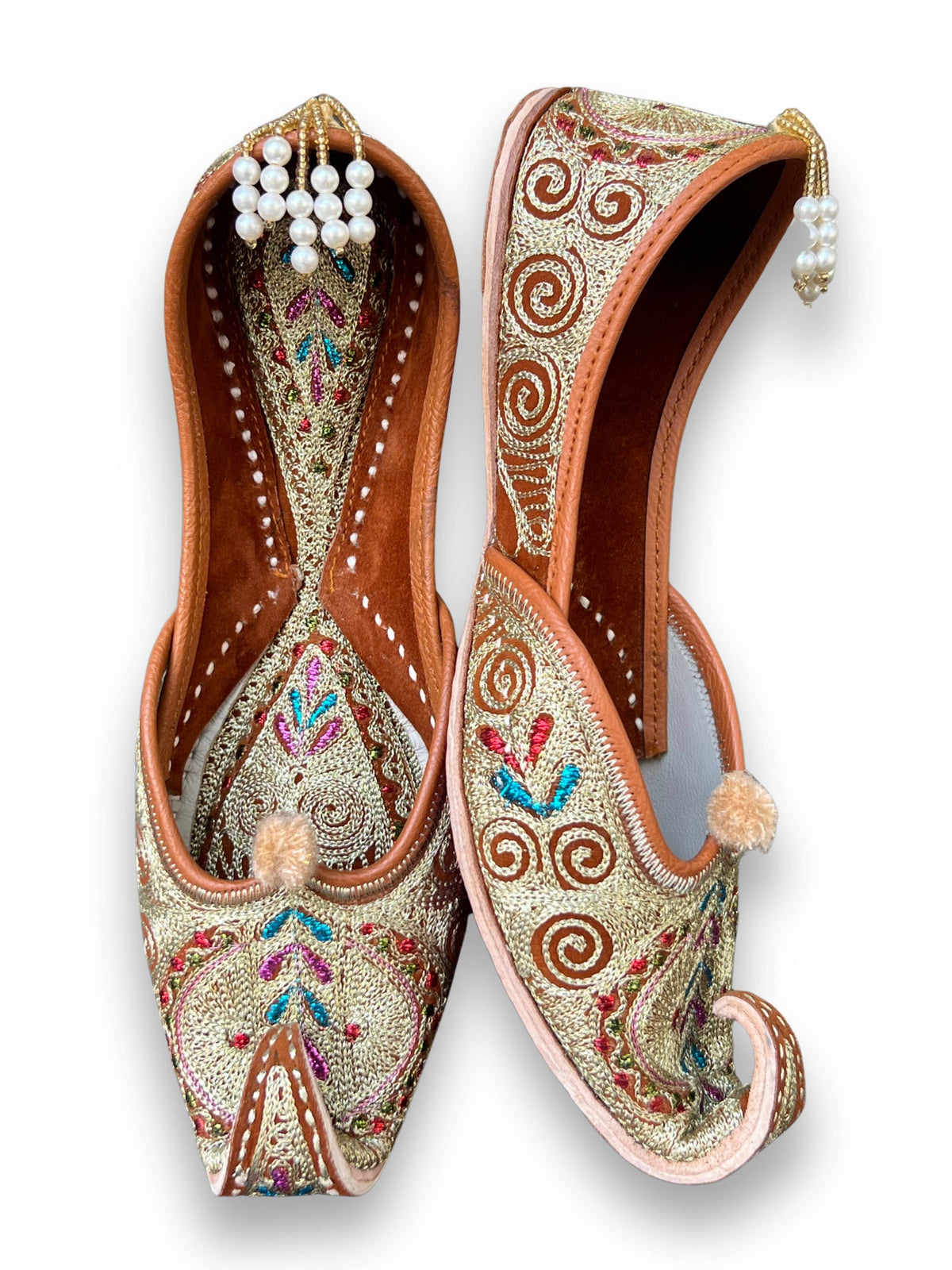 PAKISTANI AARI NOKE