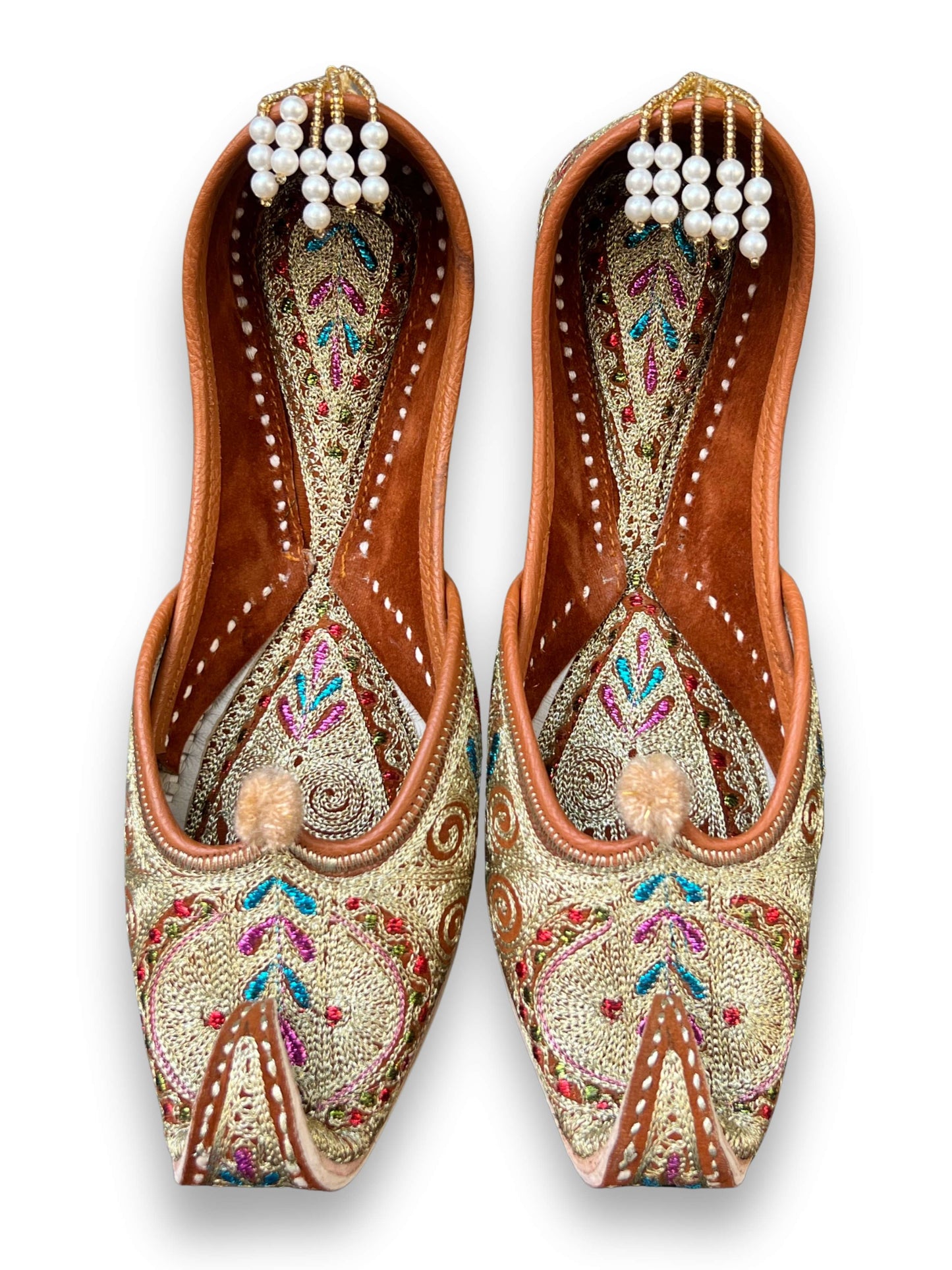 PAKISTANI AARI NOKE