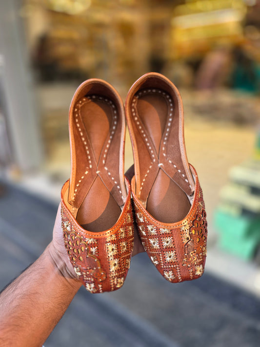 PURE LEATHER JUTTI