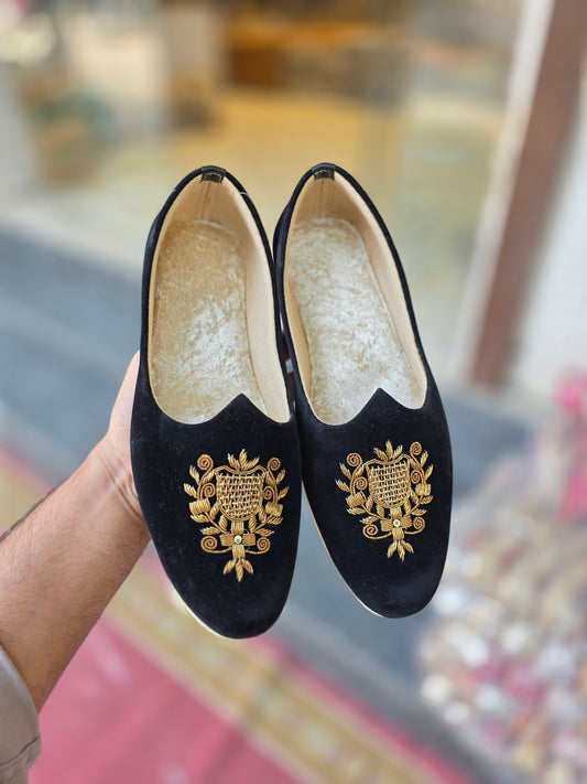 BLACK VELVET JUTTI