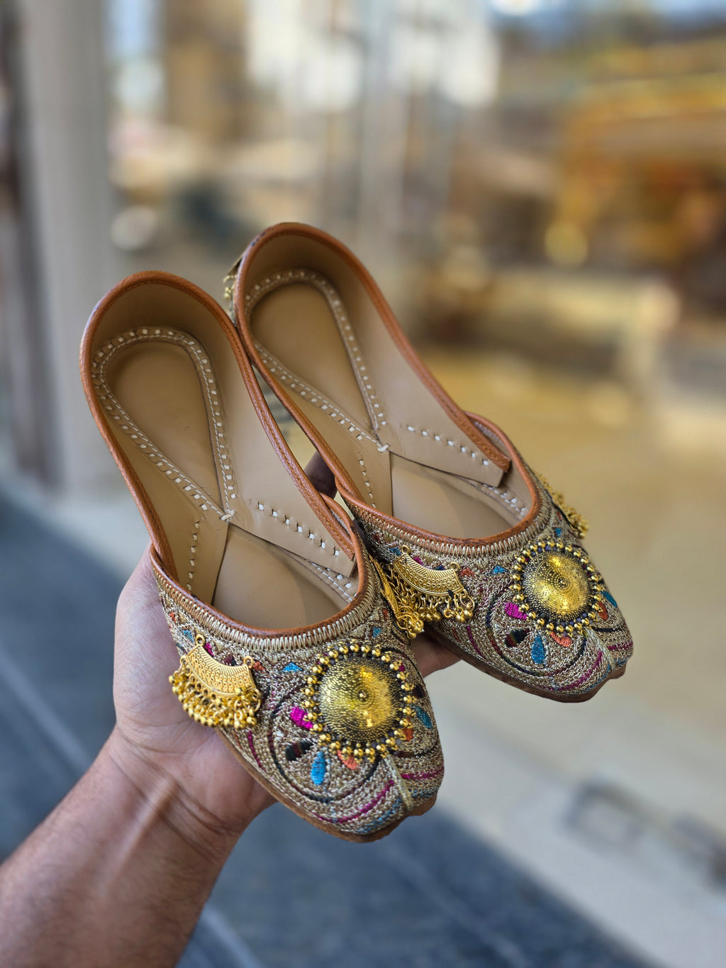 ACCESSORIE  AARI JUTTI