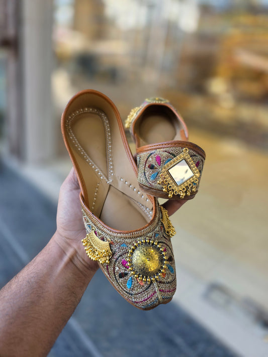 ACCESSORIE  AARI JUTTI