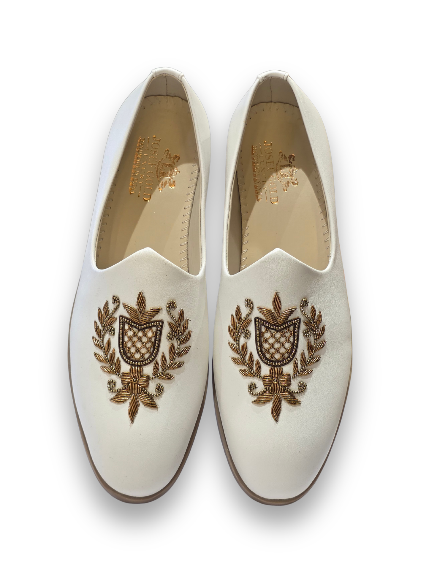 WHITE LOAFER