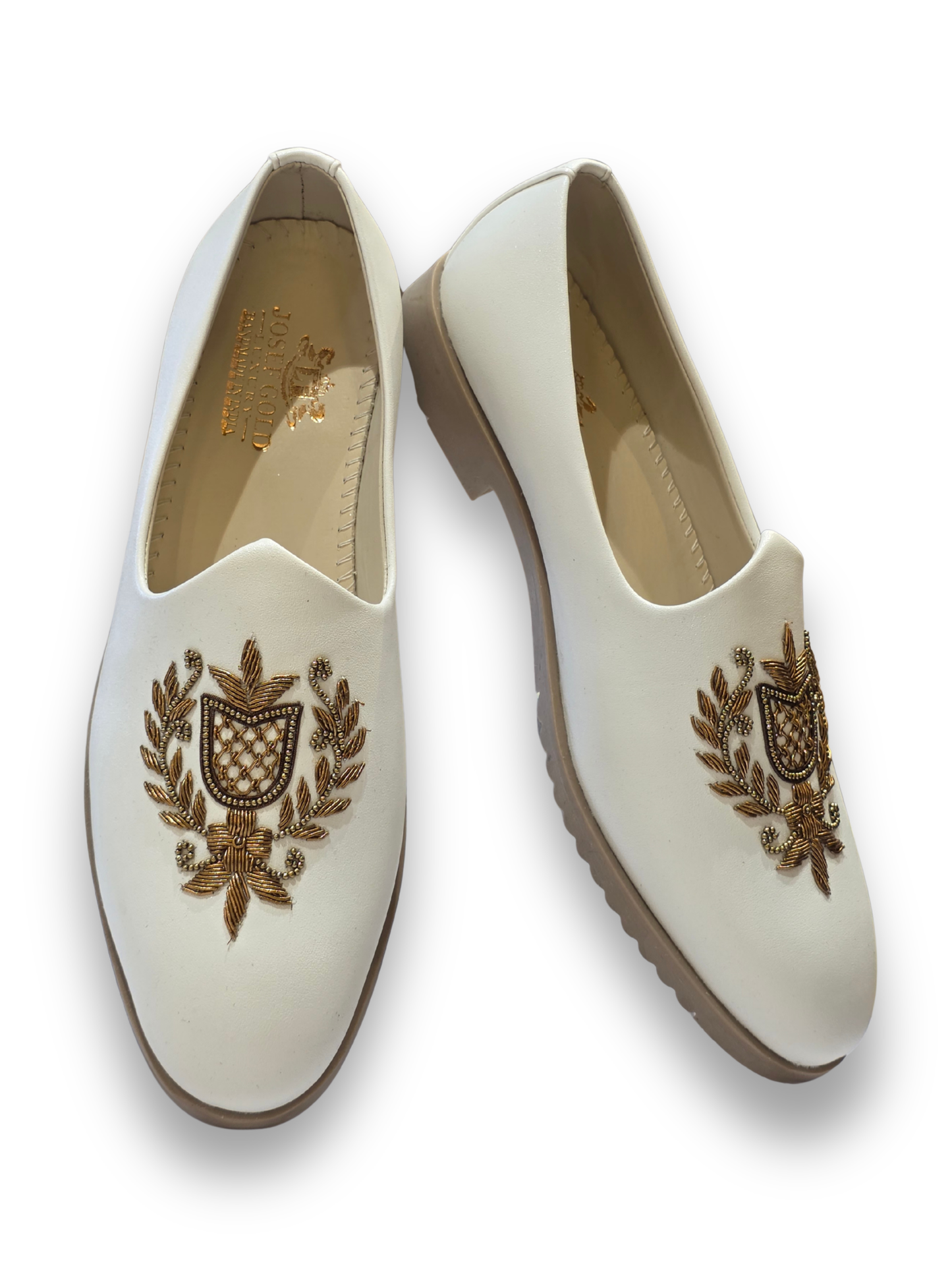 WHITE LOAFER